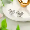 Brincos para Mulheres Agulha de Prata S925 Artefato de Cuidado com a Orelha Brincos Nicho Brincos Estilo Mini Floresta Brincos Elegantes Versáteis Joias