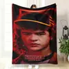 Manta Cálida Estampada de la Serie de Televisión Americana Stranger Things, Manta Espesa de Felpa, Forrada de Vellón, Producto Más Vendido, Nueva Manta de Franela en Aliexpress