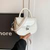Bolso bandolera de hombro de alta gama con diseño de luna blanca de moda para mujer de Internet Celebrant 2025.