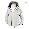 Mismo estilo Tmall estilo pareja exterior cortavientos e impermeable tres en uno chaqueta abrigo de senderismo y montañismo para mujer hombre moderno