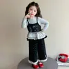 Novo estilo de outono para meninas jovens: camisola com babados, camiseta de manga comprida com efeito duas peças, calça pantalona, conjunto moderno estilo coreano
