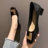 Sapatos de Salto Grosso de Camada Única Femininos 2022 Primavera e Outono Novo Estilo Francês Elegantes Bico Quadrado Sapatos de Couro Pequenos Suaves Não Cansam os Pés Sapatos de Salto Alto de Couro Macio
