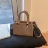 2026 Nova Bolsa de Mão Feminina da Moda, Bonita e Fashion para o Trabalho e Deslocamento, Bolsa Quadrada Pequena de Ombro Cruzado Transfronteiriça