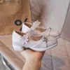 Zapatos de tacón alto Mary Jane de moda y elegantes para niñas 2026 Nuevos zapatos de actuación para niños mayores Primavera y Otoño Zapatos de cuero de princesa con estilo