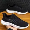 Zapatos transpirables de malla tejida de punto de gran tamaño transfronterizos para hombre, populares zapatos casuales de moda de verano y otoño, zapatos deportivos simples versátiles