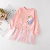 Novedad otoño 2023 ropa infantil vestido para niña vestido para bebé primavera y otoño suéter de dibujos animados vestido con costuras de malla