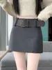 Saia de Lã Vintage Cor de Café para Mulheres, Outono e Inverno, Cintura Alta, Emagrecedora, Amiga de Baixinhas, Anti-Exposição, Justa no Quadril, Saia Curta Evasê