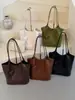 Shuai Mi Jia 2026 Bolso Nuevo de Otoño para el Trabajo, Bolso de Hombro Pequeño Lindo y de Moda de Nicho, Bolso Tote de Trabajo