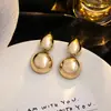 Pendientes Ovalados Retro de Paisaje Metálico Europeo y Americano Pendientes Redondos Geométricos Exagerados de Personalidad Pendientes Elegantes de Lujo Ligero