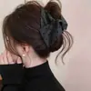 [Procesamiento Personalizado] Pinza para el Cabello Triángulo Negro para Mujer, Estilo de Alta Gama, Adecuada para Cabello Grueso, Pasador para la Parte Posterior de la Cabeza, Pinza de Tiburón