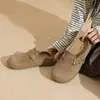 Medias Pantuflas Cerradas para Exteriores Estilo Coreano, Nuevo Diseño de Primavera, Zapatos Perezosos Slip-On, Versátiles con Hebilla de Cinturón