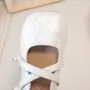 Zapatos de Cuero de Moda Versátiles Lindos para Niñas, Nuevos para Primavera/Otoño 2026, Estilo Coreano Cómodo con Lazo y Suela Suave