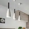 Lustre Moderno Simples Nórdico para Restaurante Personalidade Criativa Cor Macaron Três Cabeças Lustre para Café Bar Lâmpada de Mesa de Jantar