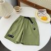 Marca de moda 26 Pantalones cortos finos de verano para niños para usar al aire libre, Pantalones de cinco puntos para niños, Estilo de verano, Pantalones holgados de color liso para niños