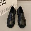 Sapatos Femininos de Couro 2026 Primavera Novo Estilo Britânico Mocassins Slip-On com Salto Grosso Uniforme JK Japonês Sapatilhas de Tamanho Grande