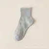 Meias brancas para homens e mulheres com meias de algodão para primavera e outono meias desodorantes masculinas meias curtas meias esportivas para adolescentes