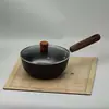 Olla súper mini linda hecha a mano de hierro puro con mango largo, fondo redondo, sin recubrimiento, adecuada para hacer fideos, freír y cocinar huevos y dumplings