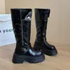 Hebilla de cinturón estilo post-apocalíptico botas adelgazantes hermosas mujer nuevas botas largas Rad 2026 botas elásticas otoño e invierno retro para aumentar la altura