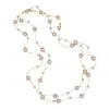 Colección Larga de Collares Superpuestos de Perlas Swarovski para Mujer, Estilo Lujo Ligero, Cadena Versátil para Suéter con un Toque de Alta Gama, Venta al por Mayor Otoño e Invierno