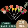 Palitos de coquetel de flor de hibisco para atacado, palitos de madeira descartáveis para frutas, palitos decorativos de favo de mel para pratos de frutas, sobremesas e apresentação de refeições frias