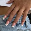 Uñas postizas al por mayor arte de uñas francés simple con borde blanco usando uñas postizas largas al por mayor pegatinas para el cabello uñas postizas al por mayor