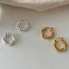 Nuevo Estilo Coreano Distinctivo Trenzado Retorcido Hebilla de Oreja Retorcida Moda Femenina Sencillo Elegante Diseño de Nicho Joyería para Orejas de Celebridad de Internet