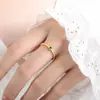 Tendencia de Moda en Metal Europeo y Americano Joyería Simple Anillo Redondo con Diamantes para Hombres y Mujeres Anillos de Pareja Acero de Titanio Que No Se Desvanecen