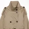 Ropa de mujer al por mayor transfronteriza 2026 otoño nuevo diseño de moda estilo europeo y americano gabardina corta chaqueta con cinturón