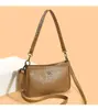 Bolso de mano para mujer transfronterizo, estilo retro europeo y americano, bolso tote de alta gama con patrón de cocodrilo, adecuado para ir al trabajo, uso casual y versátil para llevar al hombro, cruzado o debajo del brazo