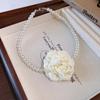 Collar de traje de perlas con flores de tela, elegante y francés, con cadena de clavícula y cuentas, collar nuevo y sencillo para mujer