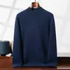 Suéter de cachemira de punto grueso de doble hilo para hombre, cuello medio alto, color liso, nuevo suéter base de cachemira engrosado para otoño e invierno