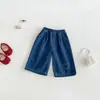 Conjunto de Tres Piezas Dianxi para Bebé: Camiseta Interior Bordada con Cuello, Chaleco Sencillo de Otoño Nuevo, Jeans con Corazón