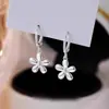 Pendientes de Aro Lisos, Pendientes de Botón de Diseño de Moda Estilo Francés con Aguja de Plata S925, Pendientes de Flor, Pendientes de Gama Alta