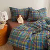 Conjunto de cama de quatro peças listrado de alta qualidade, grau A, extra-espesso, adequado para camas de solteiro ou casal, para estudantes em dormitórios, outono e inverno, conjunto de capa de edredom de três peças