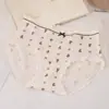 Ropa interior de algodón puro con estampado de oso de dibujos animados de cintura media para mujer, estilo coreano de moda, con borde de encaje, que cubre las caderas, de malla de algodón transpirable, shorts tipo triángulo
