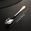 Juego de Cuchillo, Tenedor y Cuchara de Acero Inoxidable Transfronterizo con Diseño Vintage en Relieve y Corona Parcialmente Chapada en Oro, Adecuado para Hoteles de Estilo de Oriente Medio y Europeo y Comedor Occidental