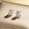 Pendientes de Estrella de Cuatro Puntas Estilo Coreano para Mujer, Diseño Sencillo y Lujoso, Pendientes Incrustados de Circonita, Versátiles para el Viaje Diario, Pendientes Ol al por Mayor