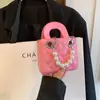 Labial de Moda Mini Bolso Cuadrado Pequeño para Mujer Estilo Coreano Hilo de Bordado Perla Diana Chanel Princesa Bolso Cruzado Portátil para Niños