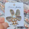 Broche de Mariposa Hueca con Diamantes AB Iridiscentes para Mujer, Pin de Mariposa de Diamantes Lujoso a Todo Color para Trajes y Abrigos, Broche Elegante y Lujoso