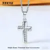 Accesorios de Collar con Colgante de Cruz de Acero de Titanio y Circonita Europeos y Americanos para Mujer, Lujo Ligero, Acero Inoxidable de Alta Gama, Cadena para Clavícula que No se Desvanece