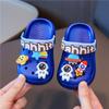 Zapatillas para niños, sandalias de verano para hombre con punta cerrada, suela suave, antideslizantes, para el hogar, para niñas, bonitos zapatos de verano con agujeros