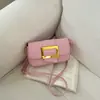 Bolso pequeño cuadrado de moda para mujer, bolso de mano de lujo ligero, bolso cruzado versátil estilo coreano, bolso de mujer de gran capacidad