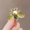 Broches de Alta Gama Transfronterizos para Hombres y Mujeres, Pines de Mariposa Antiexposición, Diseño de Nicho, Broches Antiexposición de Nuevo Estilo