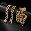 Estilo hip-hop europeo y americano Manzana Podrida manzana envuelta en serpiente colgante aleación completo de diamantes collar de moda urbana para hombre