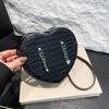 Comercio exterior nueva moda personalidad creativa cadena de amor PU bolso pequeño bandolera estilo coreano de alta gama moda femenina bolso de hombro