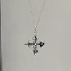 "Marca Sagrada de la Noche Oscura" Estilo Oscuro Collar de Cruz Morada Diseño Exquisito de Nicho Estilo Dulce y Fresco Cadena para la Clavícula