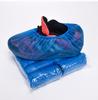 Cubre zapatos desechable cpe plástico impermeable antideslizante cubre pies no tejido estampado a prueba de polvo resistente al desgaste cubierta de zapatos de costilla completa al por mayor
