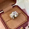V Ouro Retrô Vintage Italiano Estilo Corte Diamante Rosa Pequena Margarida Gardênia Anel Rosa Unissex
