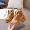 Botas Martin infantis, nova coleção outono 2026, botinhas unissex de cano baixo, antiderrapantes, estilo britânico retrô, botinhas de couro para estudantes