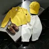 Conjunto estilo coreano para niños y niñas, nueva colección otoño 2026: conjunto informal de dos piezas para niños, polo de punto trenzado bordado y manga larga